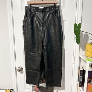 abercrombie & fitch the ankle straight ultra high rise Leather Pants size 32/14R